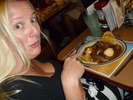 More food! - More food!<div style='float: right;'>[2012:04:13 19:31:31] [P1000744.JPG]</div>