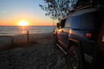 Moreton Island - YASI loves the sunset too<div style='float: right;'>[2013:04:22 17:26:36] [MORETON_15.jpg]</div>